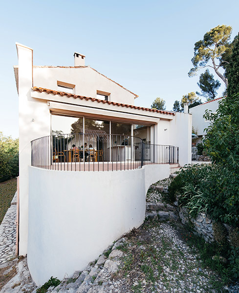 Ciel Rouge Creation - architect Henri Gueydan - Renewal of an old house in Provence