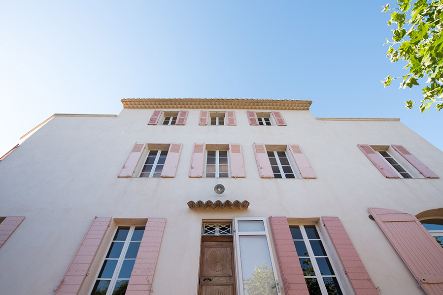 Ciel Rouge Creation - architect Henri Gueydan - Renewal of an old house in Provence