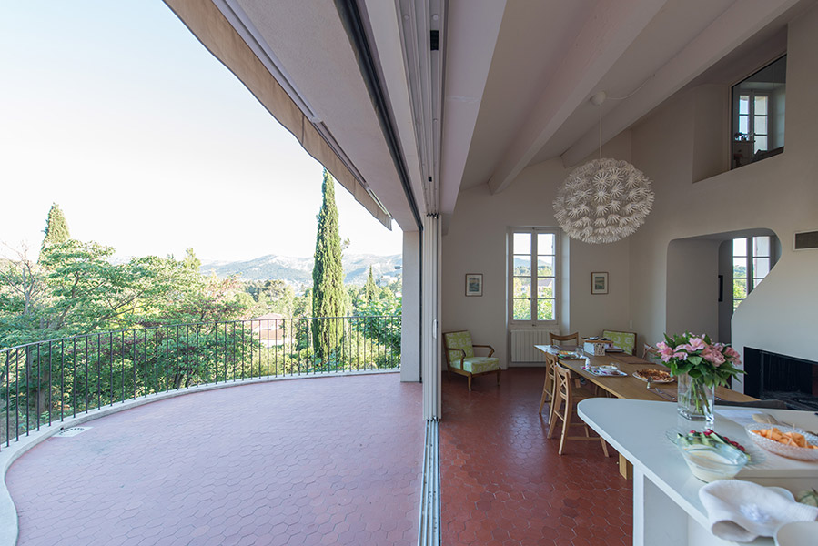 Ciel Rouge Creation - architect Henri Gueydan - Renewal of an old house in Provence